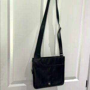 Radley London Leather crossbody Bag.